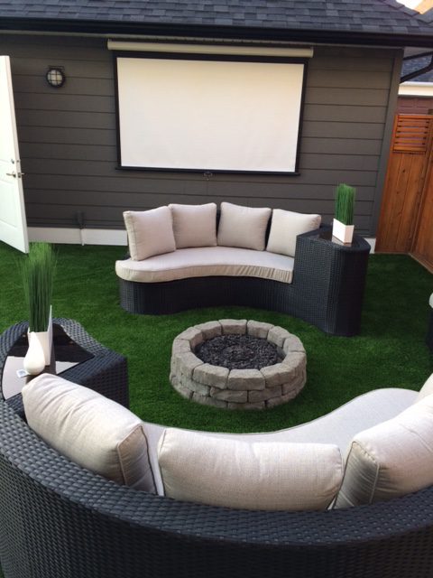 Furniture4 Backyard furniture with artificial grass