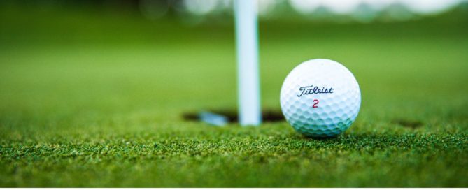 How to Choose the Best Putting Green Turf for Your Home Golf Setup