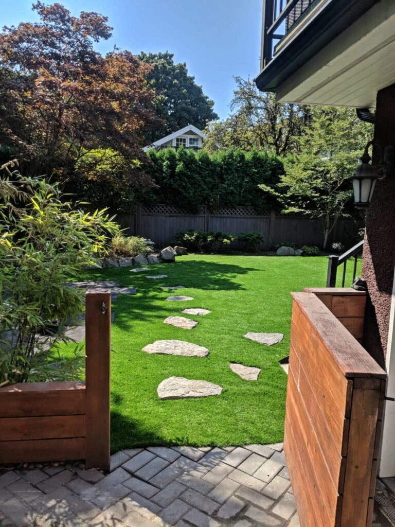 Premium-Grass-Blades-Synthetic-Artificial-Turf-Grass-Lush-Vancouver-Kitsilano-Backyard Kitsilano, Vancouver: What a Inviting backyard with Premium Grass Blades Signature Lush Line of Synthetic Turf