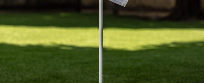 How to Get a Consistent Ball Roll on Artificial Putting Green