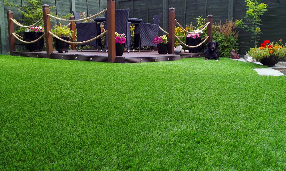 Pet-Friendly Perfection: Premium Grass Blades’ Artificial Turf Solutions Pet-Friendly Perfection: Premium Grass Blades’ Artificial Turf Solutions