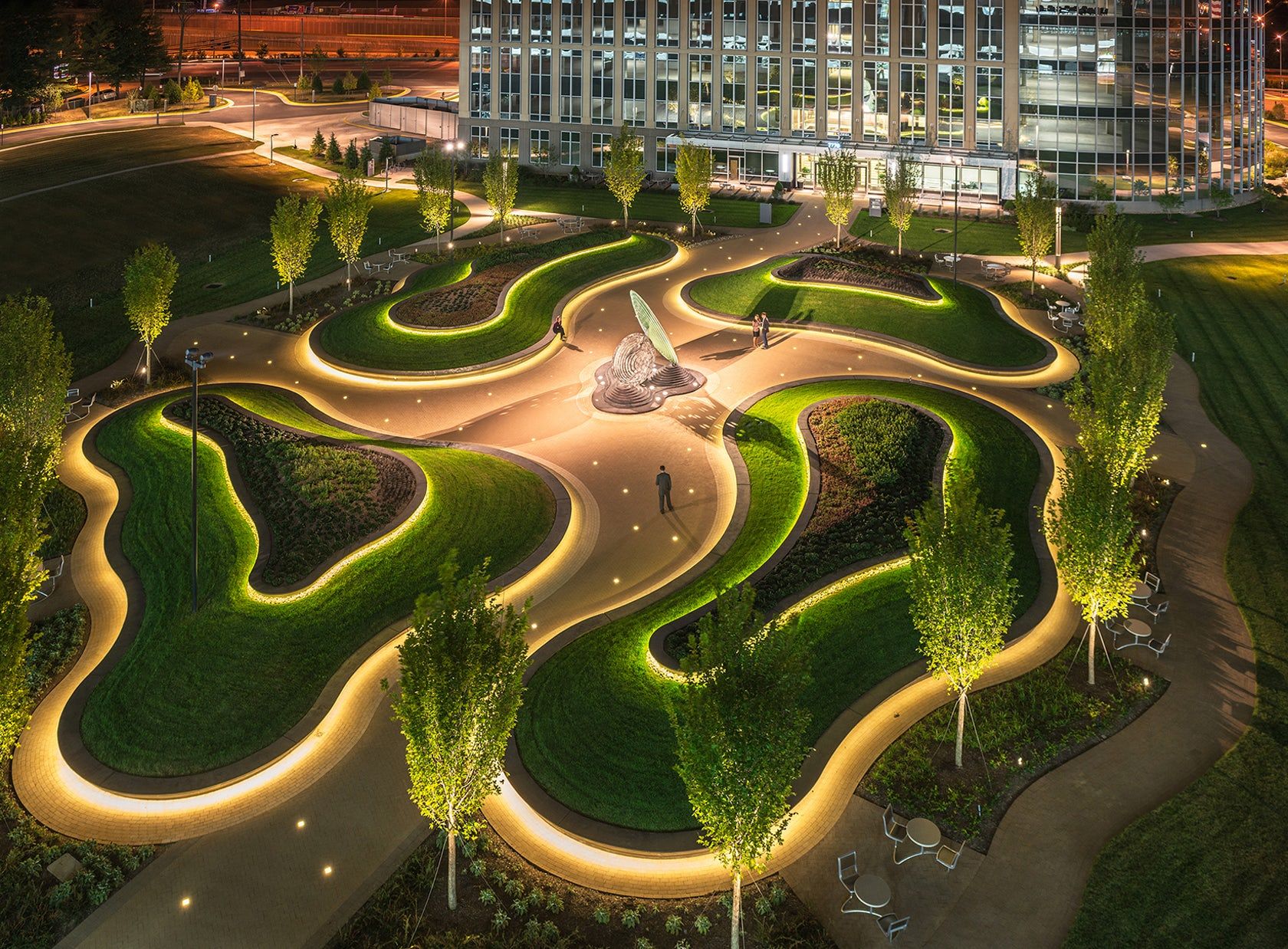 Premium Grass Blades: Revolutionizing Landscape Design Premium Grass Blades: Revolutionizing Landscape Design